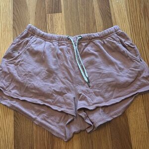 Vuori organic shorts